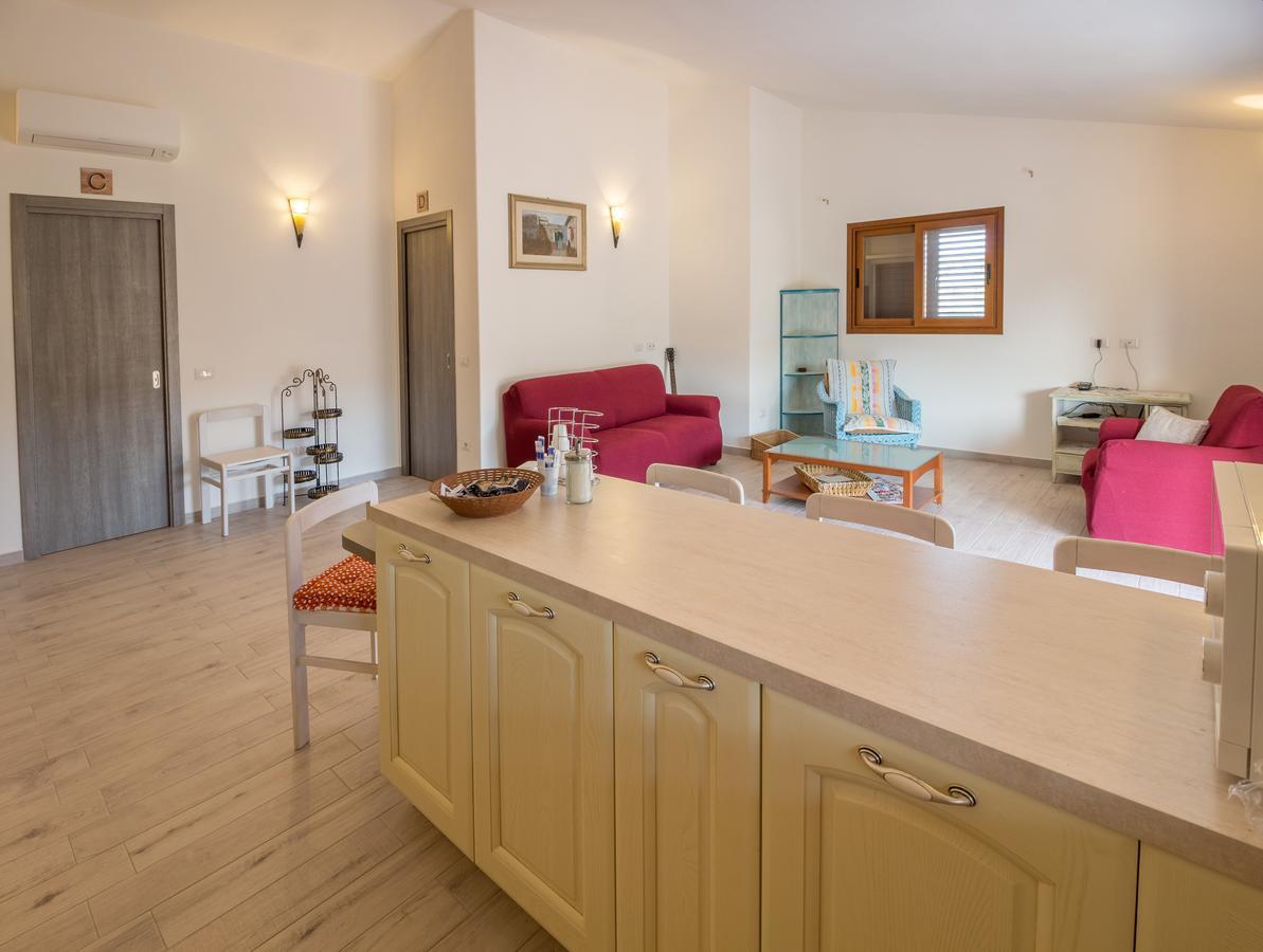Molti Mari B&B Resort Olbia Dış mekan fotoğraf