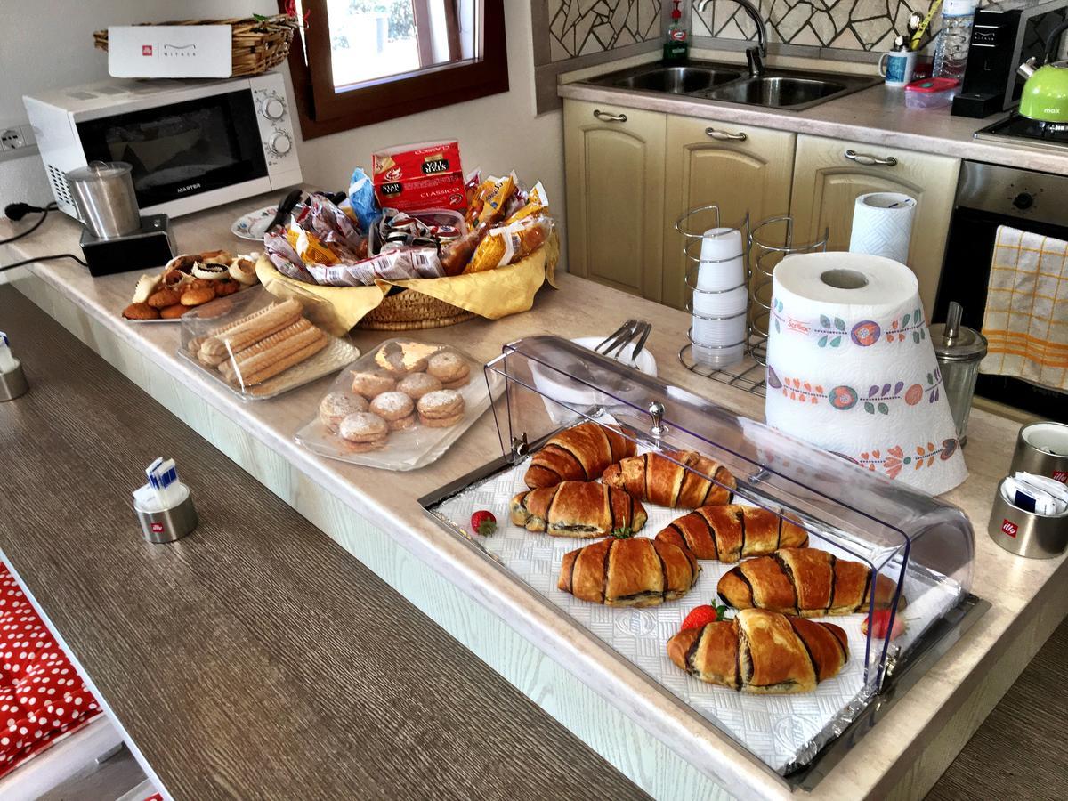 Molti Mari B&B Resort Olbia Dış mekan fotoğraf